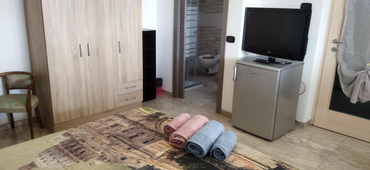 Ferienwohnung Rosa Dei Venti Sul Garda Bardolino Exterior foto